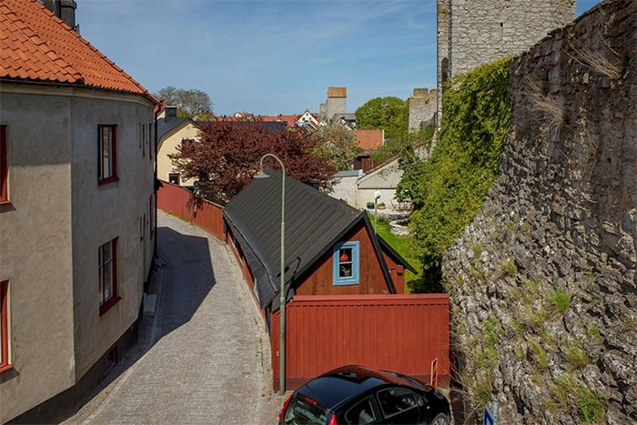 Hus På Gotland Till salu: unik villa med Ringmuren som granne | Residence