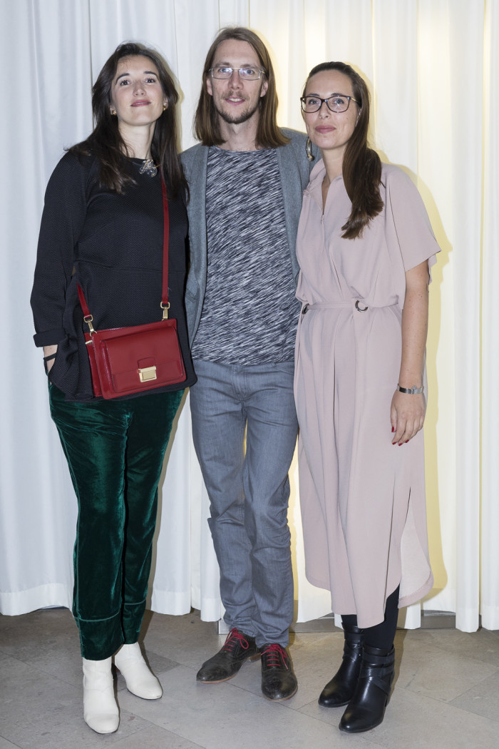 Fredrik Färg, Emma Marga Blanche och Maite Felices.